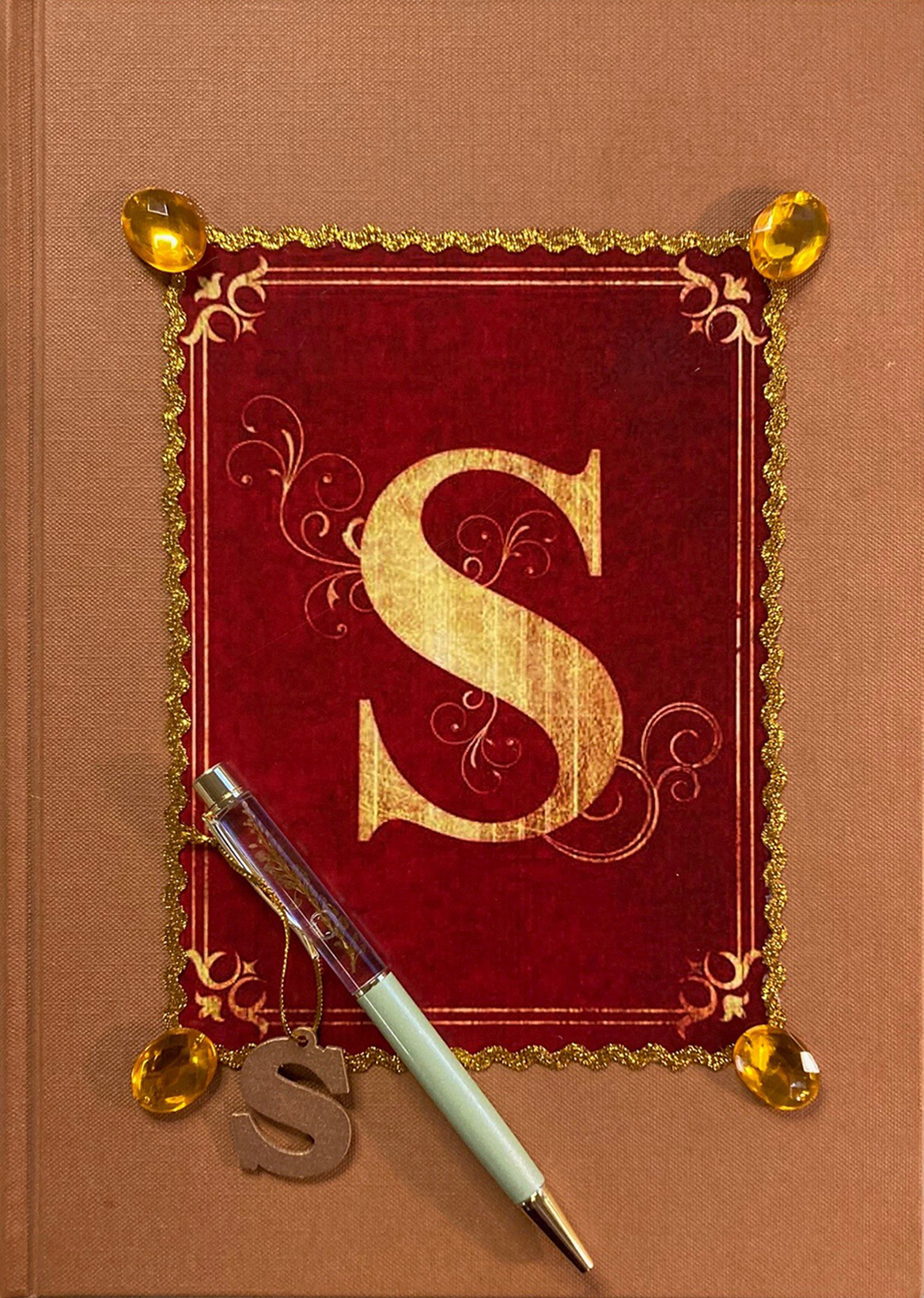 VOLGEBOEKT! Help Sinterklaas een handje!